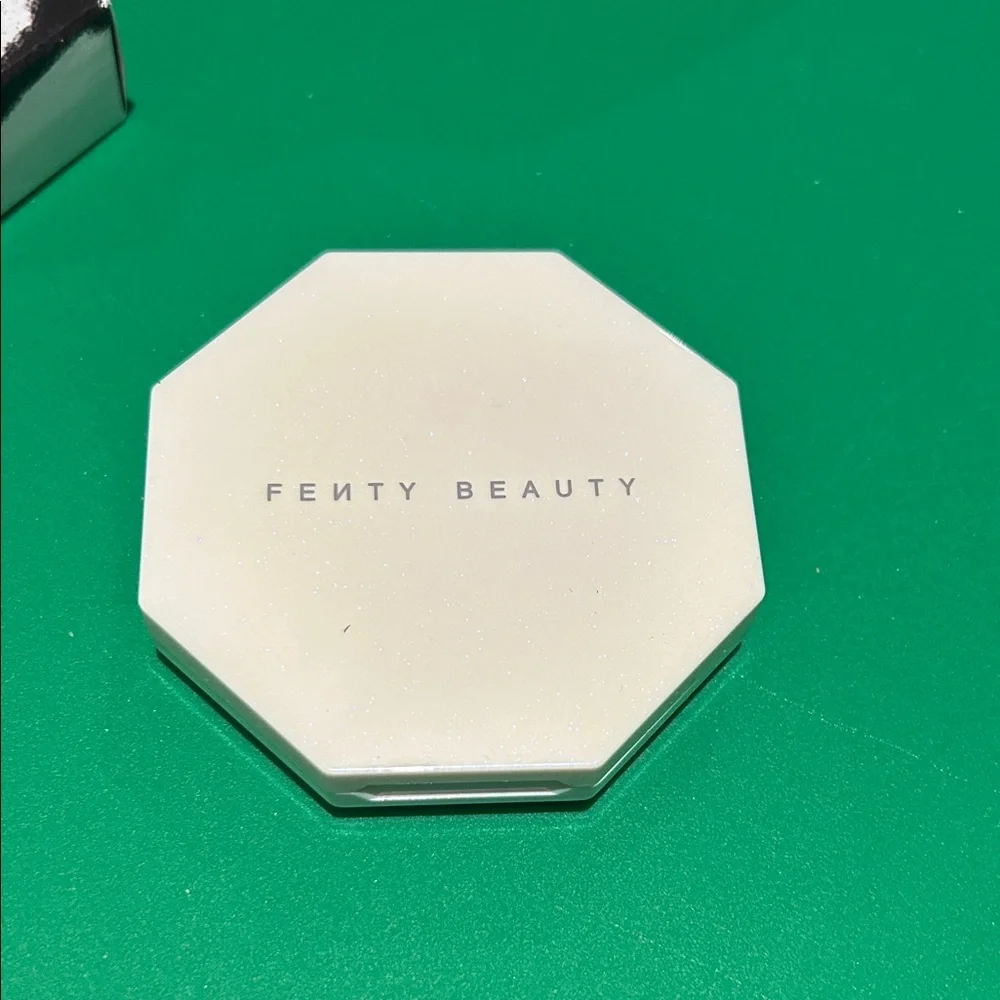 Fenty Beauty Killawatt Freestyle Highlighter Duo - Moscow Mule and Ginger Binge - Picture 3 of 4